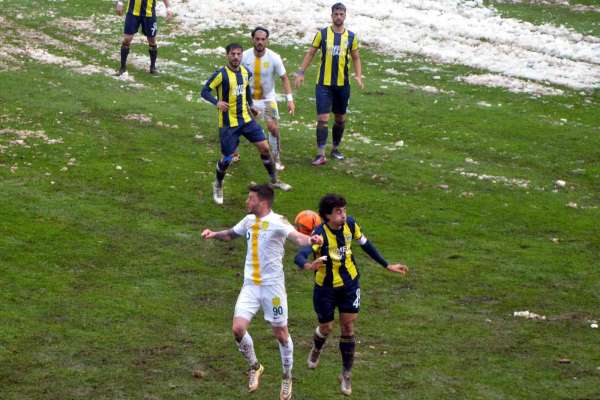 TFF 3. Lig: Fatsa Belediyespor: 1- Osmaniyespor: 1