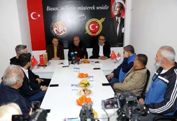 Alanyaspor Başkanı Çavuşoğlu: 'Maçın sonucuyla oynandı. Ben böyle bir penaltı görmedim'