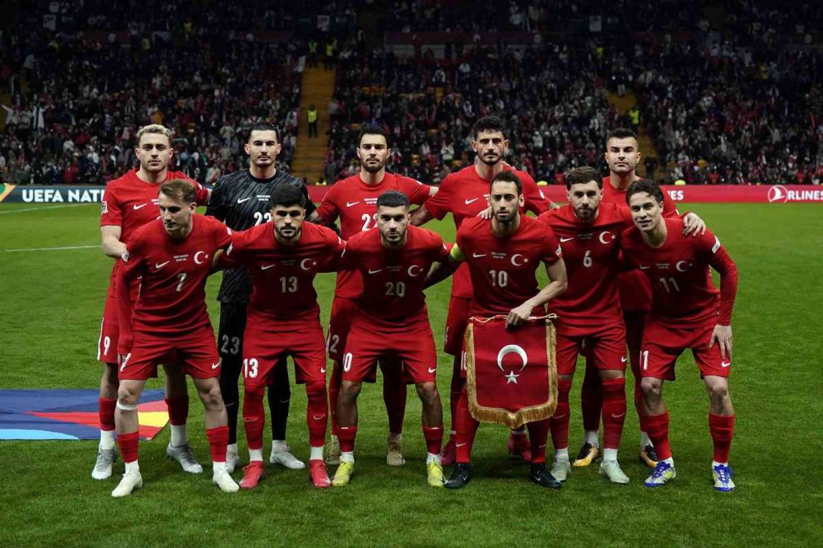 A Milli Futbol Takımı'nda 6 değişiklik