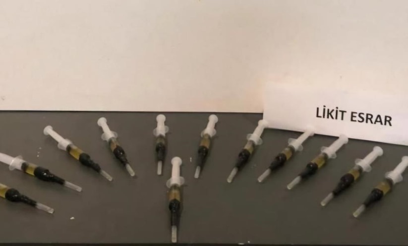 Samsun'da enjektöre çekili likit esrar ele geçirdi