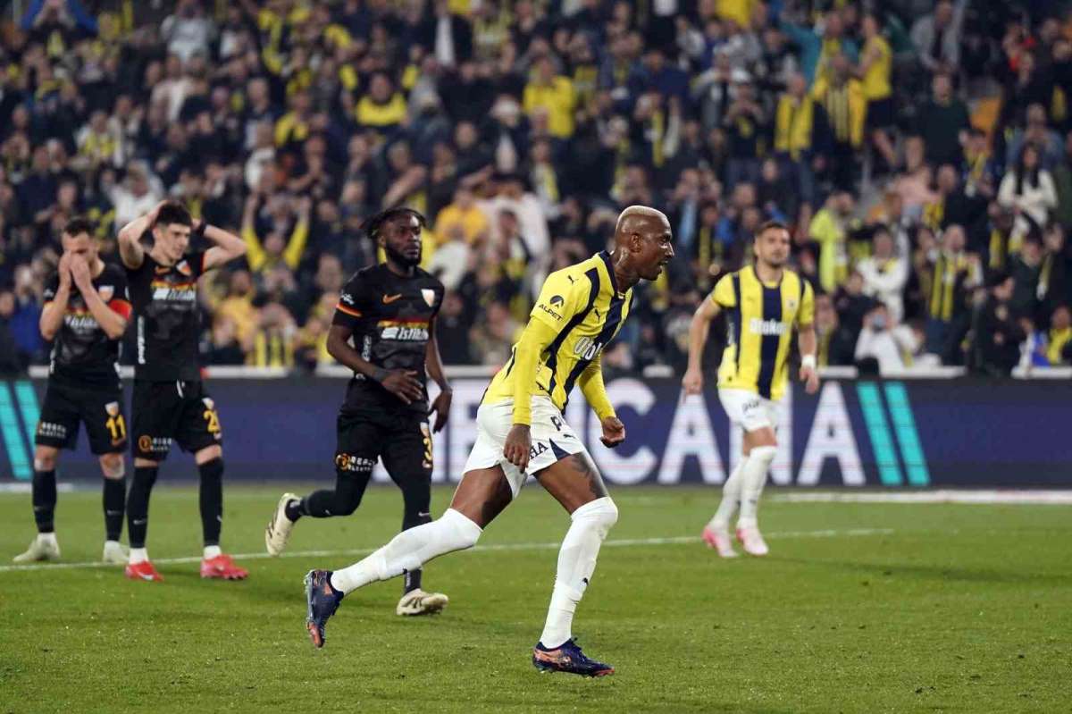 Anderson Talisca'dan son 4 maçta 7 gol