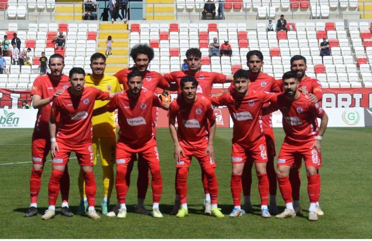 TFF 2 Lig Karaman FK: 3 - Belediye Derincespor: 2