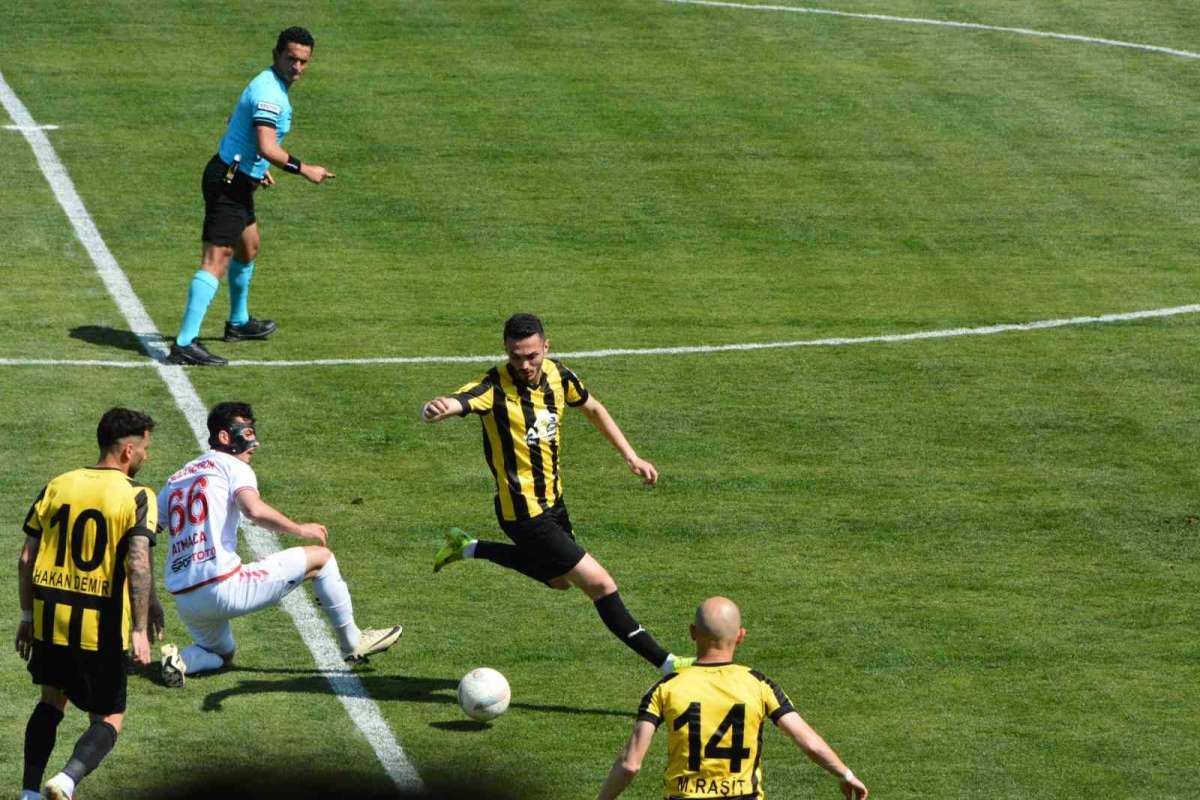 TFF 3 Lig: Aliağaspor FK: 5 - Yozgat Belediyesi Bozokspor: 2