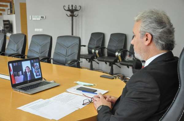 İş dünyası taleplerini Hazine ve Maliye Bakanı Albayrak'a iletti