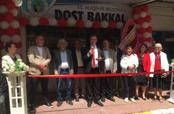 Alaşehir'de ihtiyaç sahipleri için Dost Bakkal açıldı