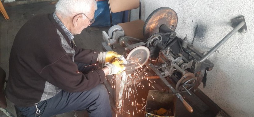 Dile kolay... Samsun'da 70 yıldır 'hayvan tarağı' imalatı yapıyor