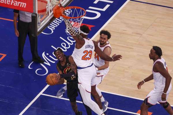 Doğu Konferansı final serisinde ilk maç New York Knicks'in