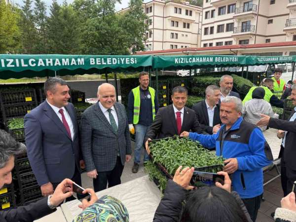Kızılcahamam'da üreticilere 1 milyon 748 bin sebze fidesi dağıtıldı
