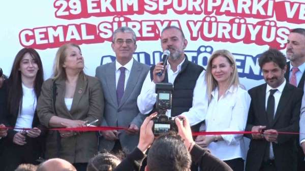 Sancaktepe'de 29 Ekim Spor Parkı ve Cemal Süreya Yürüyüş Yolu açıldı