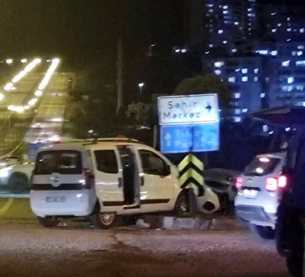 Siirt'te trafik kazası: 2 yaralı