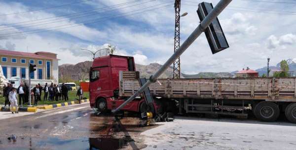 Van'da trafik kazası: 1 yaralı