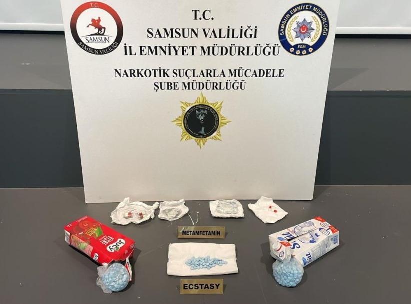 Samsun'da meyve suyu kutularında uyuşturucu hap ele geçirildi