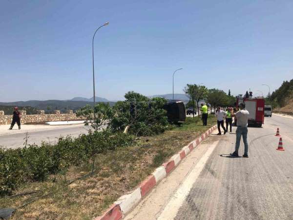 Bilecik'te meydana gelen trafik kazasında 3'ü çocuk 5 kişi yaralandı
