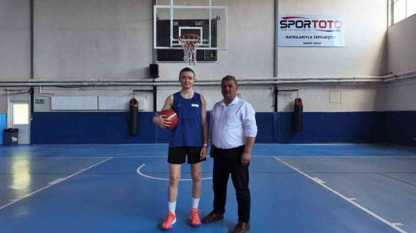 Büşra Akgün, yeni sezona memleketi Gediz'de hazırlanıyor
