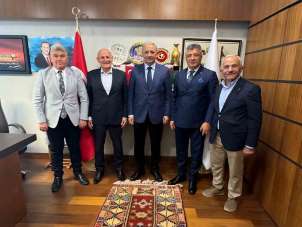 Sıralardan meclise uzanan yolculuk: Başkan Kul, öğrencisi Milletvekili Mete ile bir araya geldi