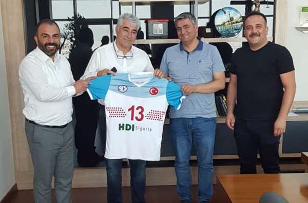 Adilcevaz GKY TÜRŞAD Voleybol Takımına sponsor desteği 
