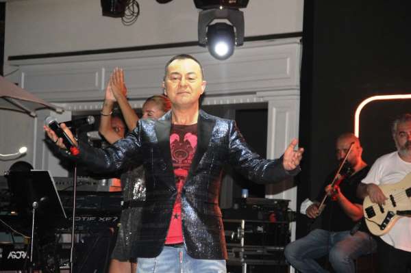 Serdar Ortaç: evliliği beceremedim, siz mutlu olun