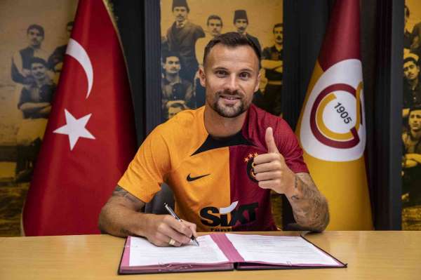 Seferovic: 'Galatasaray'a geldiğim için çok mutlu ve gururlu hissediyorum'