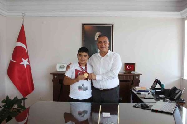Sökeli Babacan, güreşte Aydın'a Türkiye birinciliği getirdi