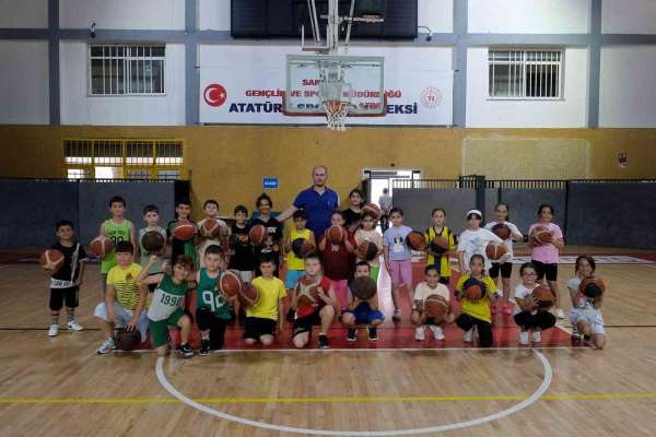 Sakarya'da çocuklar sporun her dalında dolu dolu bir yaz tatiline başladı