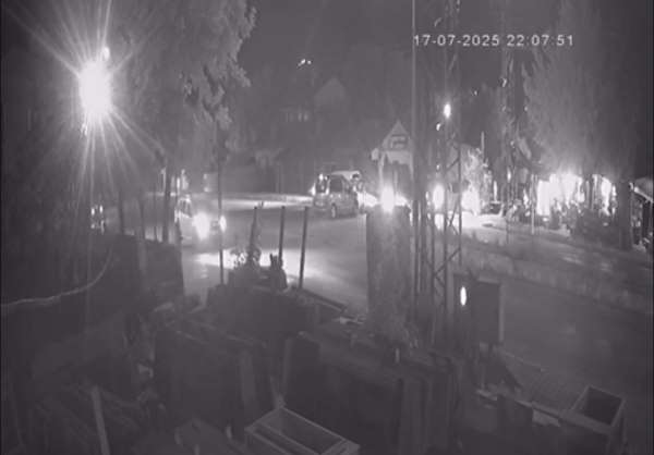 Van'da üç aracın karıştığı kazanın kamera görüntüleri ortaya çıktı