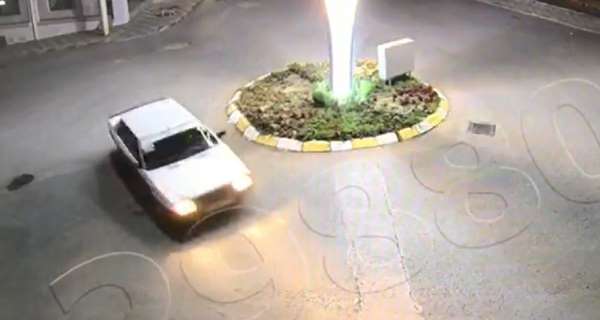 Kavşakta drift 17 bin 919 TL'ye patladı 