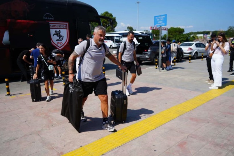 Samsunspor, Panathianikos maçı için Atina'ya gitti