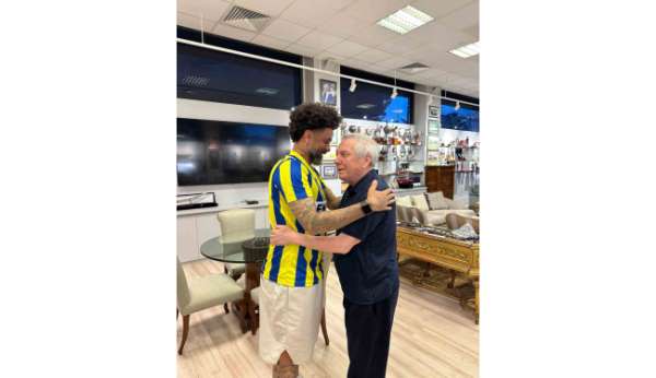 Cristian Baroni, Aziz Yıldırım'ı ofisinde ziyaret etti