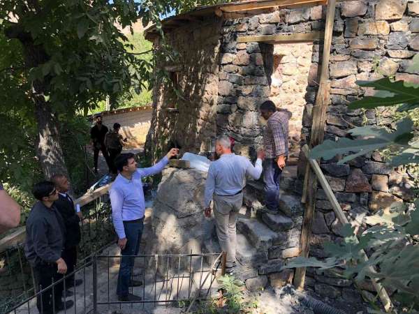 Çukurca'nın tarihi taş değirmeninde restorasyon çalışması başlatıldı