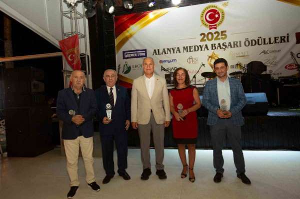 İHA'ya 'Yılın En İyi Spor Haberi' ödülü