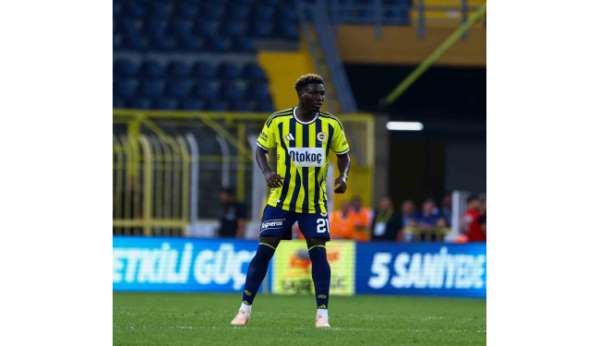 Oppong, Fenerbahçe'de ilk maçına çıktı