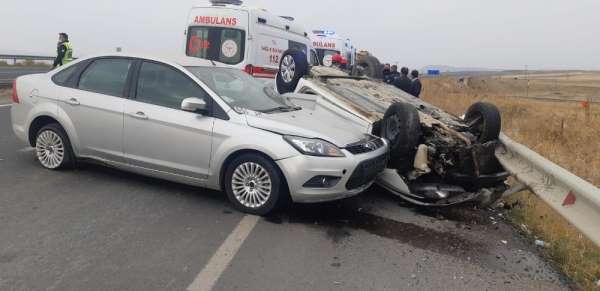 Köprüköy'de trafik kazası: 9 yaralı 