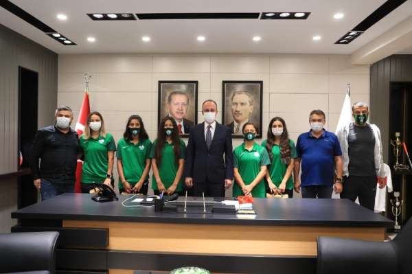 Pamukkale Belediye Başkanı Örki, Horozkentsporluları ağırladı 