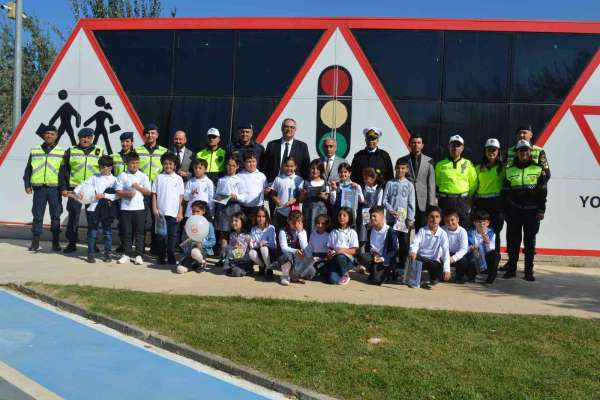 Aliağa'daki Şehit Fethi Sekin Çocuk Trafik Eğitim Parkı tekrar faaliyete geçti - İzmir haber