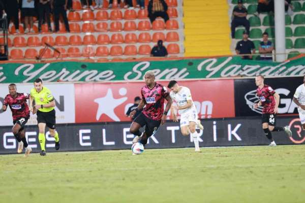 Trendyol Süper Lig: Alanyaspor: 1 - Kasımpaşa: 2