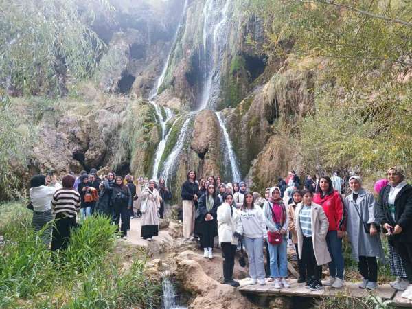 Üniversiteyi bu sene kazananlar Erzincan'ı gezdi