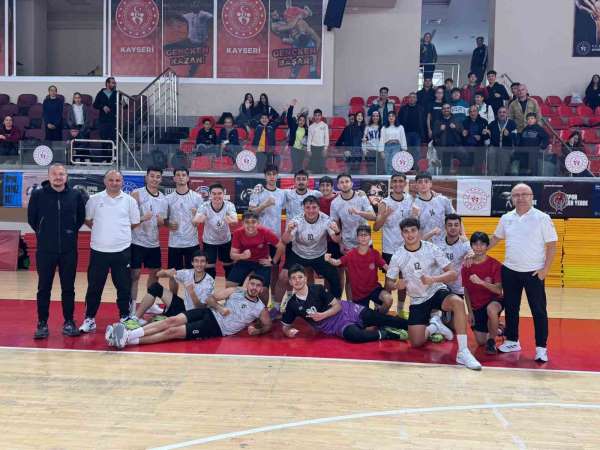 Kayseri Elit Voleybol'dan muhteşem geri dönüş