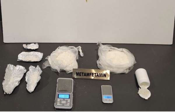 Samsun'da eş zamanlı uyuşturucu operasyonu: 10 gözaltı