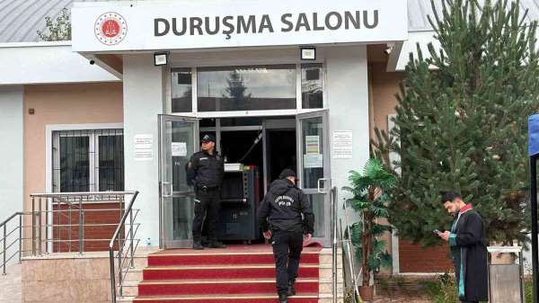Sanık Sarıyıldız: 'Tanju Özcan'ın talimatıyla parayı Süleyman Can'a götürdüm'