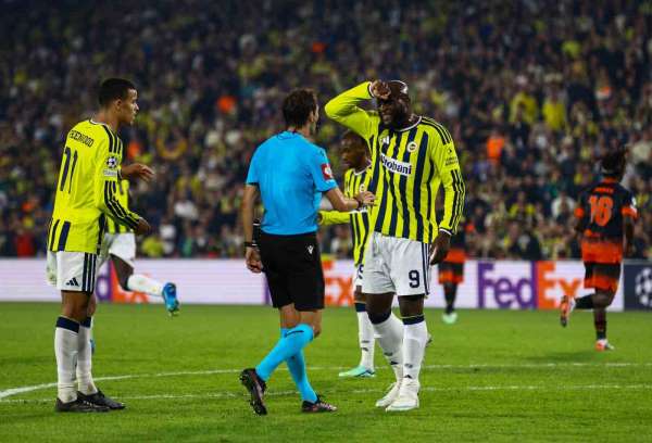UEFA Şampiyonlar Ligi: Fenerbahçe: 2 - Slavia Prag: 2