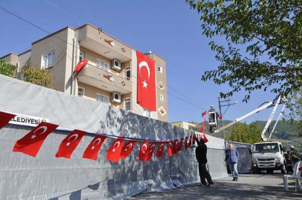 Şehit astsubayın baba ocağına ateş düştü 
