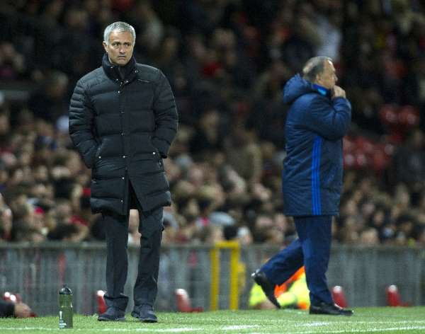 Tottenham'ın yeni teknik direktörü Mourinho oldu 