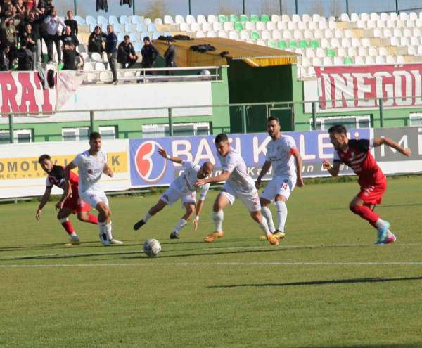 TFF 2 Lig: Sivas Belediyespor: 0 - İnegölspor: 2 - Sivas haber