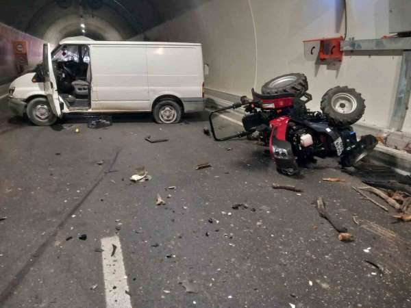 Çanakkale'de tünelde trafik kazası: 2 ağır yaralı