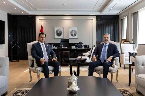 Bakan Fidan, Libya Ulusal Ordusu Genel Komutan Yardımcısı Orgeneral Hafter'i kabul etti