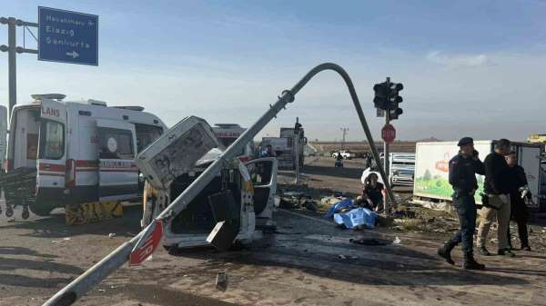 Diyarbakır'daki feci kazada ölenlerin sayısı 4'e yükseldi