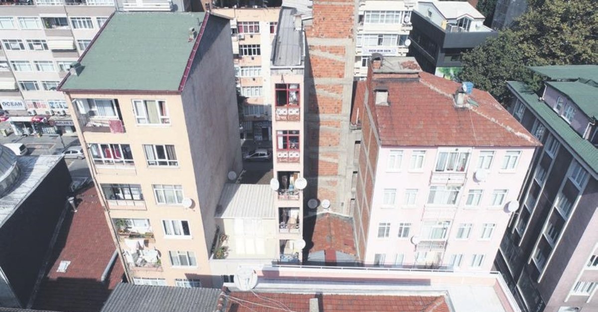 Samsun'da çatıyı kontrole giden adam korkunç manzarayla karşılaştı