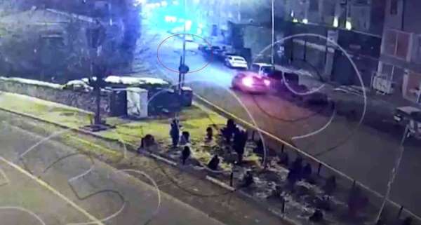 Kars'ta 4 kişinin hayatını kaybettiği kaza kamerada - Kars haber
