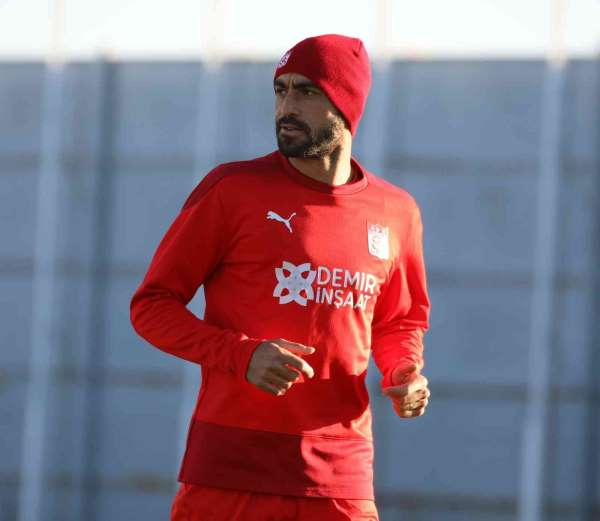 Sivasspor'un en hırçın futbolcusu Uğur Çiftçi - Sivas haber