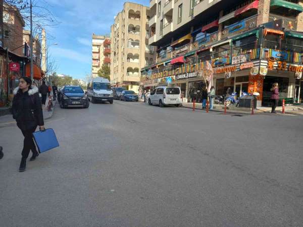 Vatandaşlar, kazaların yaşandığı caddeye kasis istiyor - Mardin haber